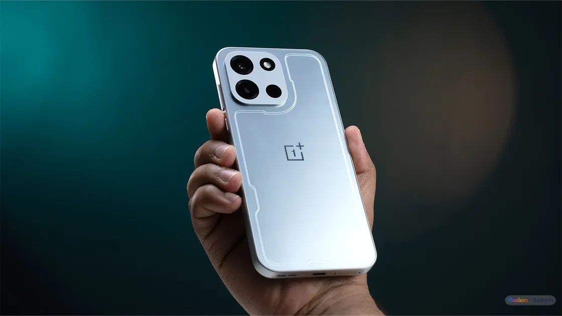 OnePlus Nord 6 silver back design showcased while in hand