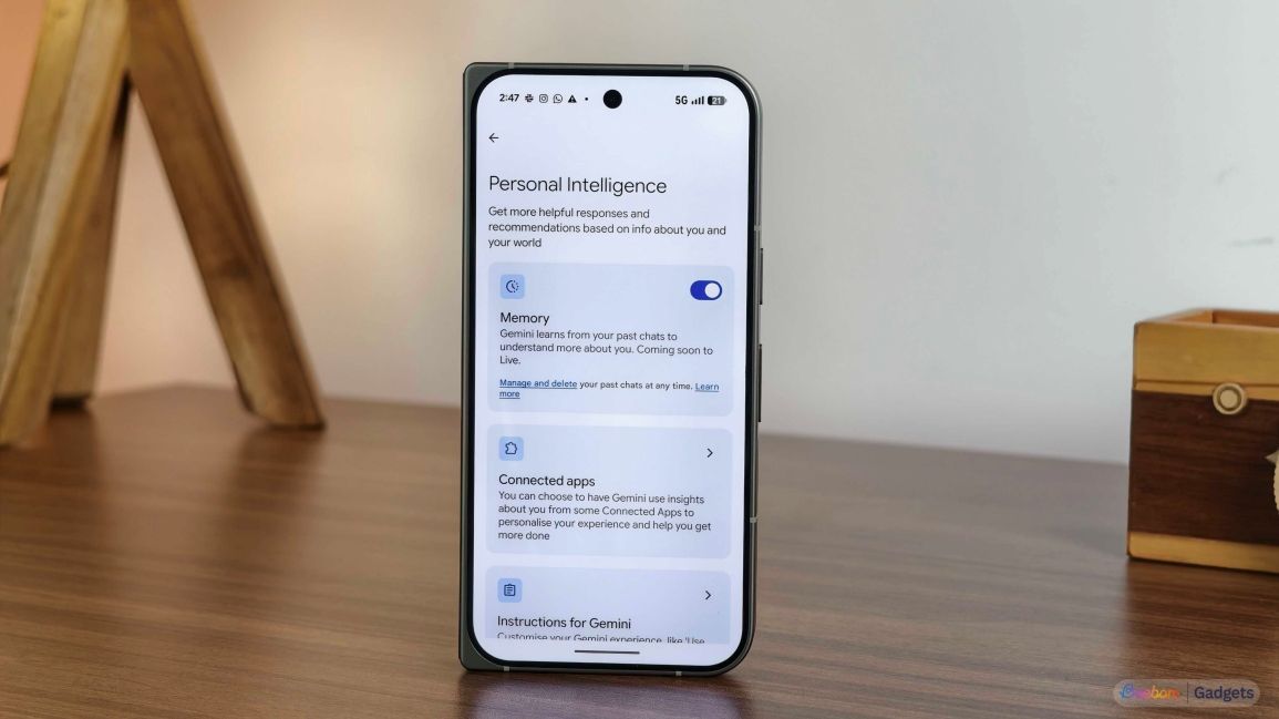 personal intelligence setting open on pixel 11 pro fold