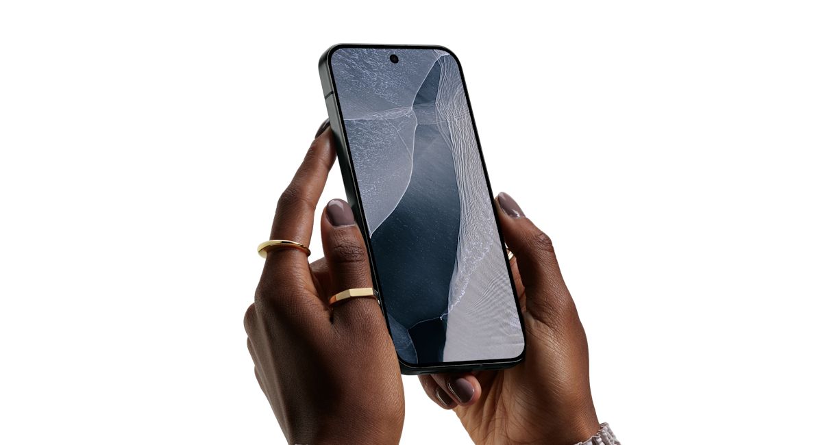 Pixel 11 Pro display showcased