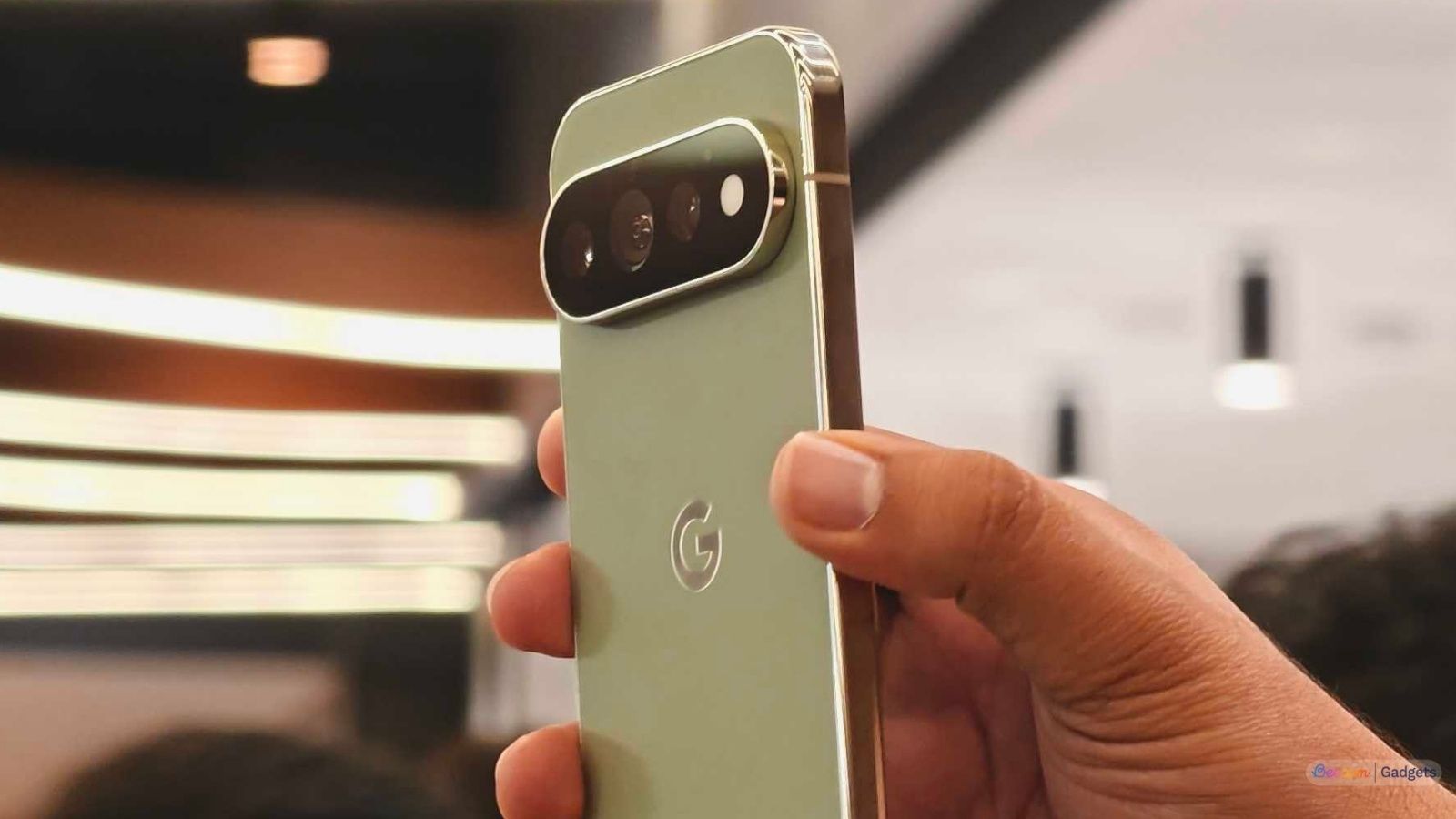Pixel 11 Pro Olive colourway