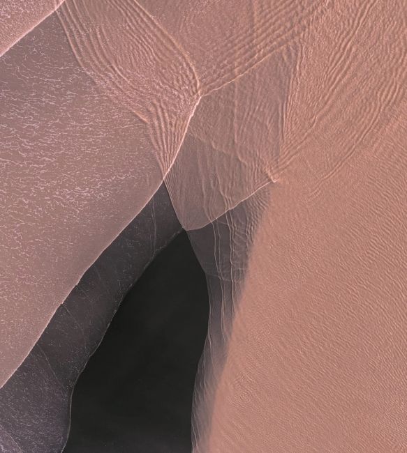 pixel 11 pro wallpaper in canyon finish