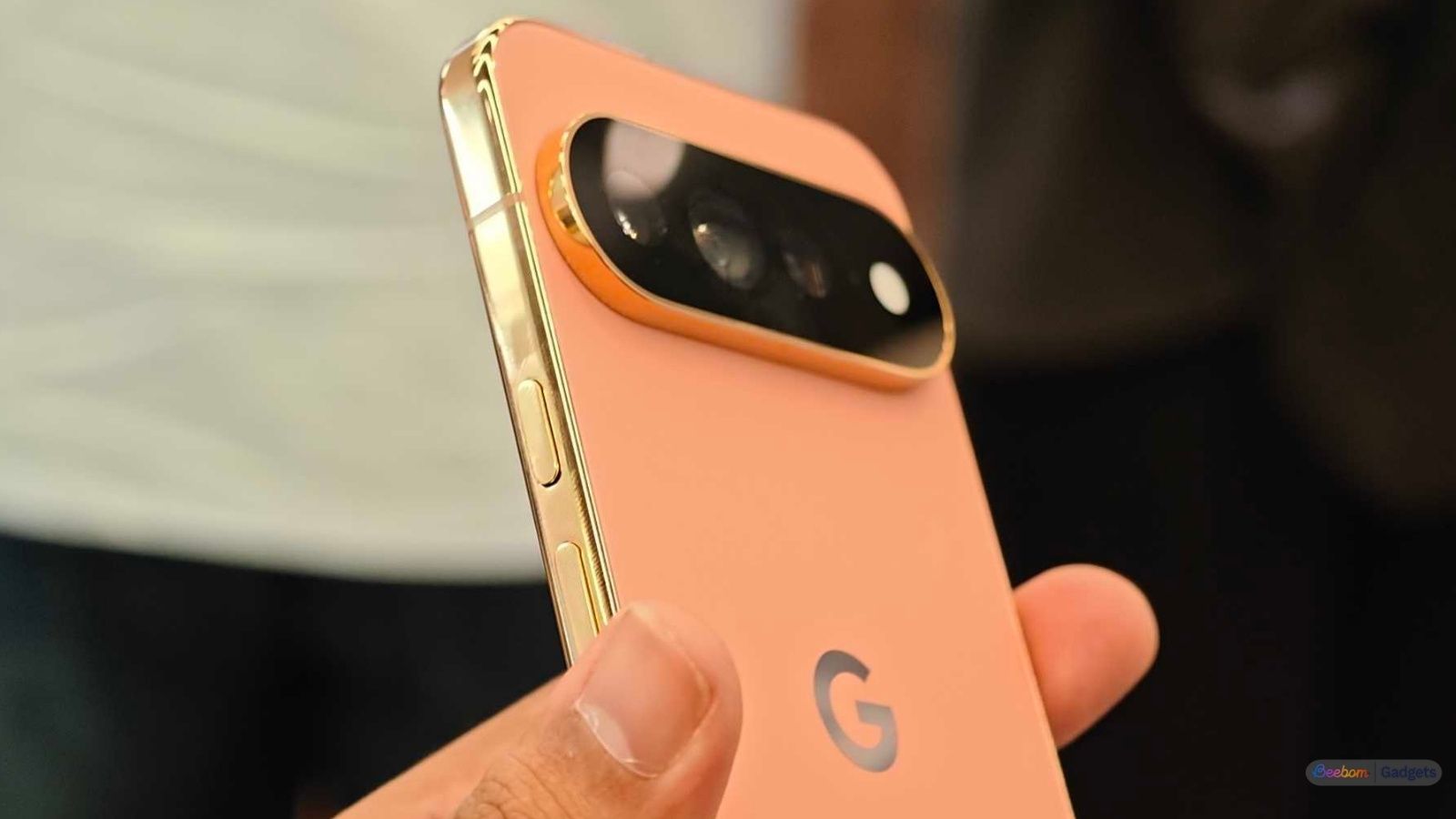 Pixel 11 Pro XL Canyon colourway