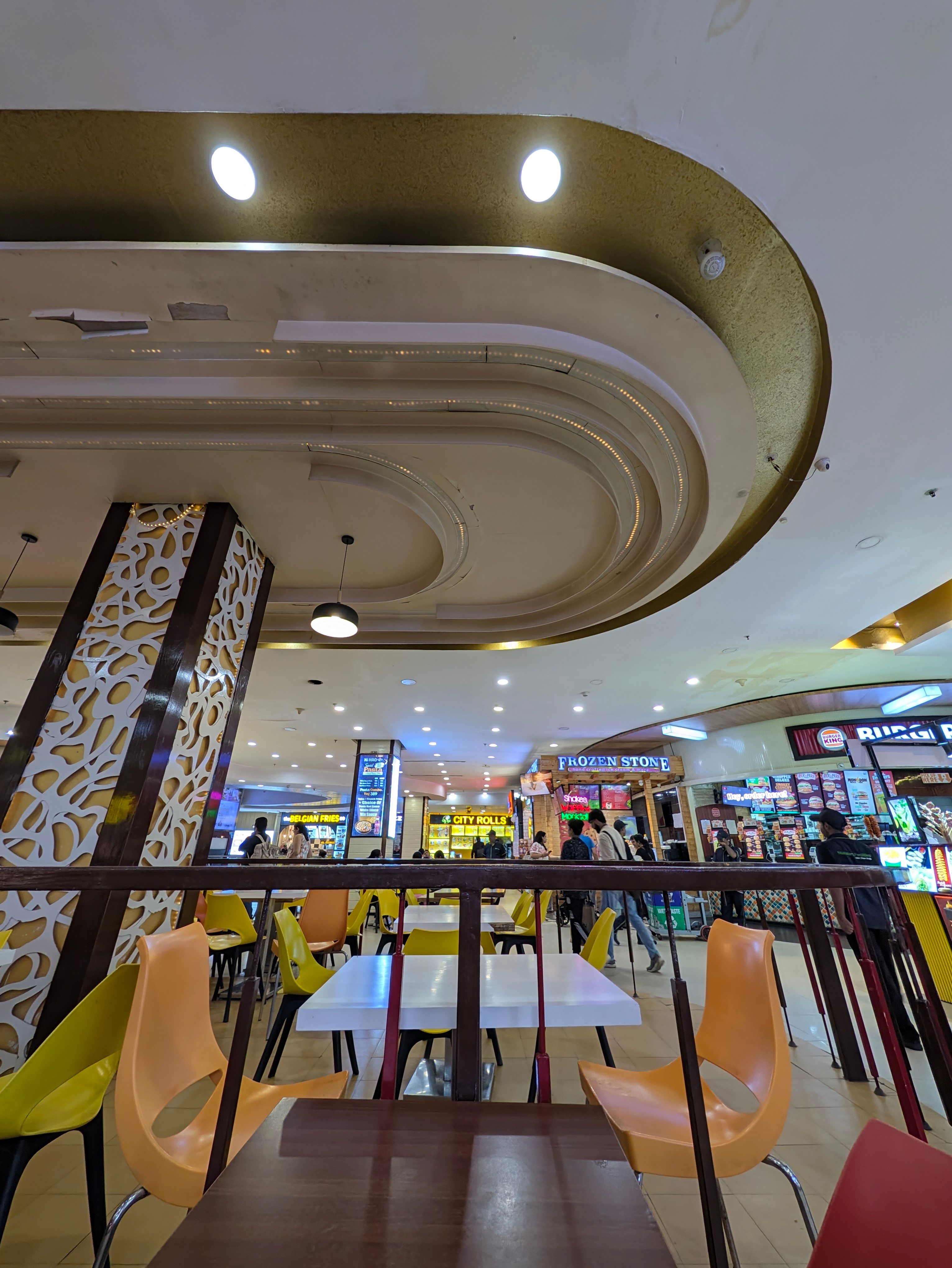 Pixel 11 Pro XL night shot food court ultrawide