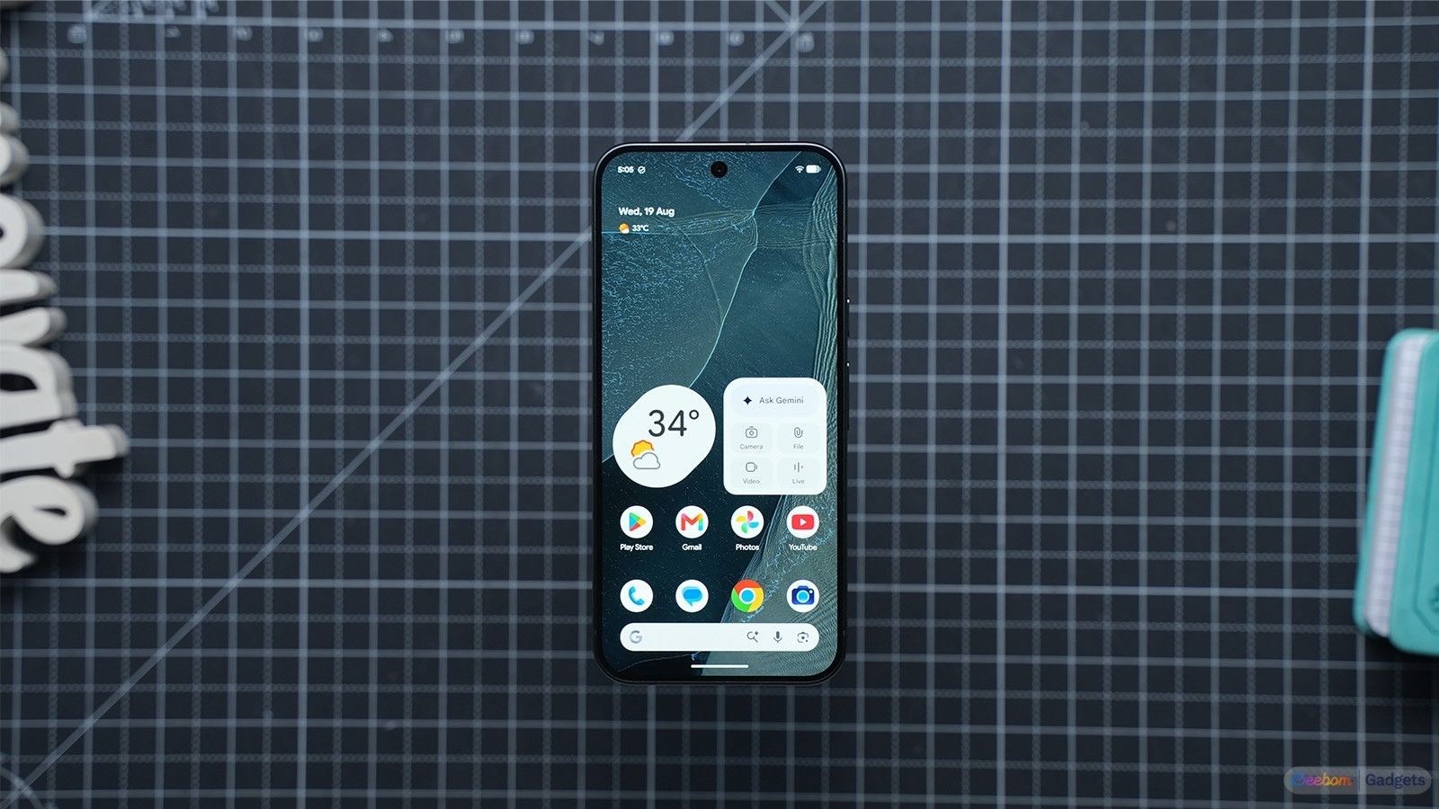 Pixel 11 Pro XL homescreen icons