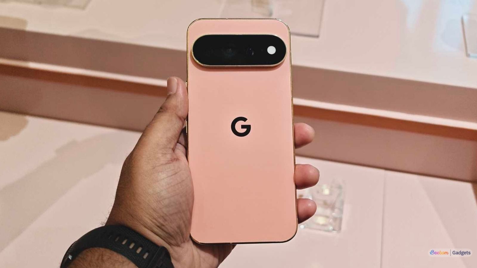 I Went Hands-on with the Pixel 11 Series, and Google Might Be onto Something thumbnail