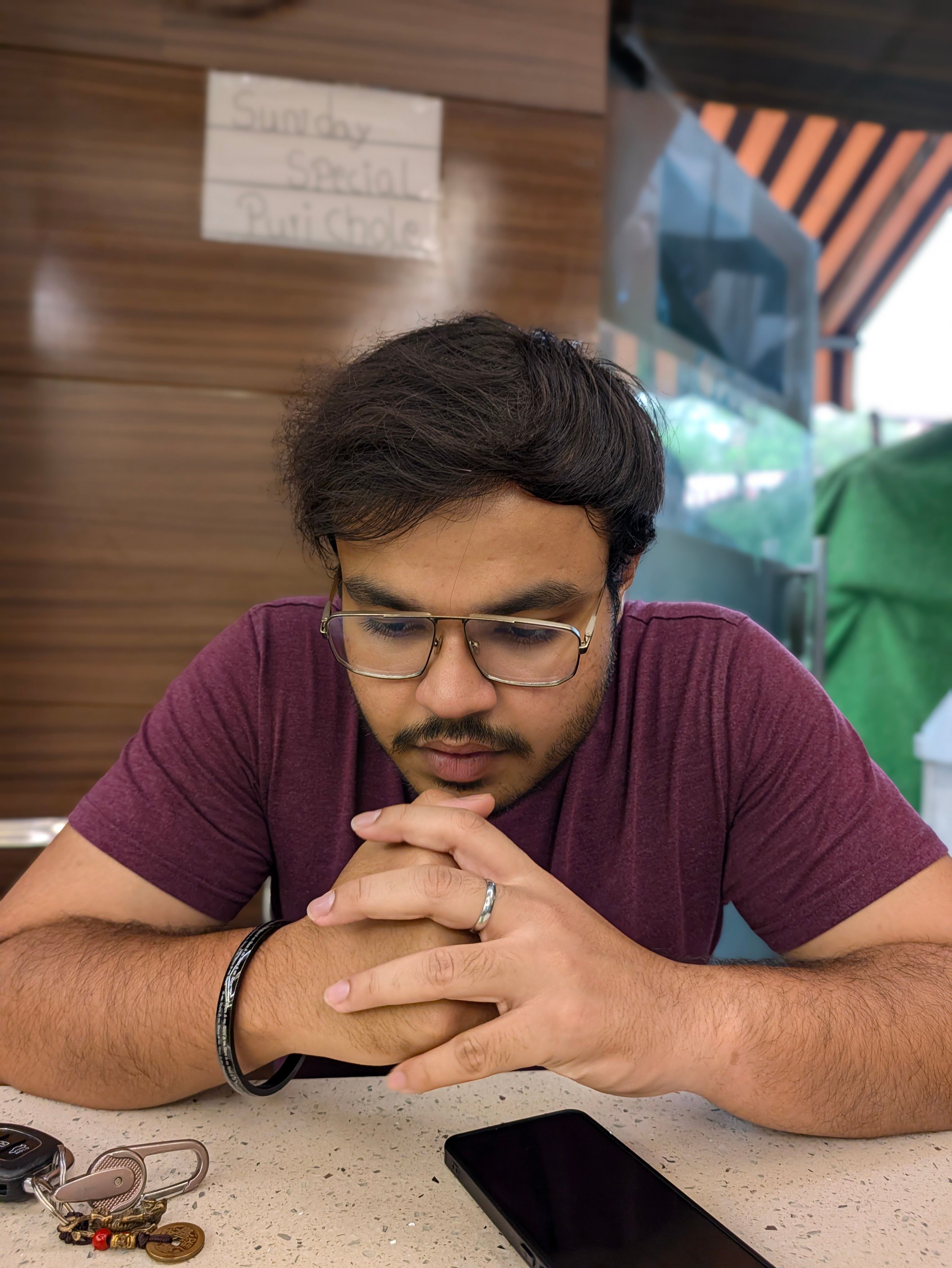 Pixel 11 Pro XL day indoor portrait
