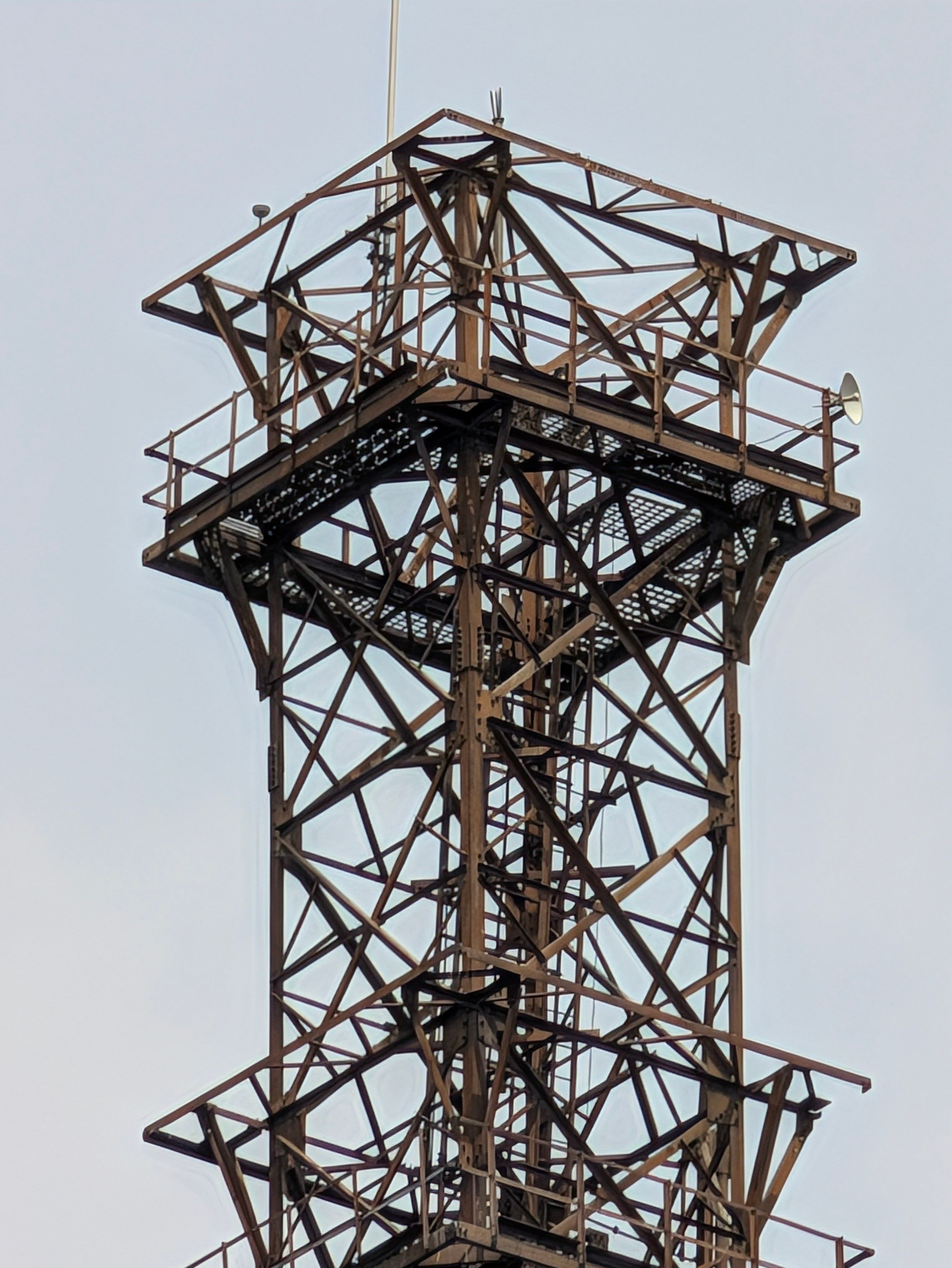 Pixel 11 Pro XL telephoto  day shot tower