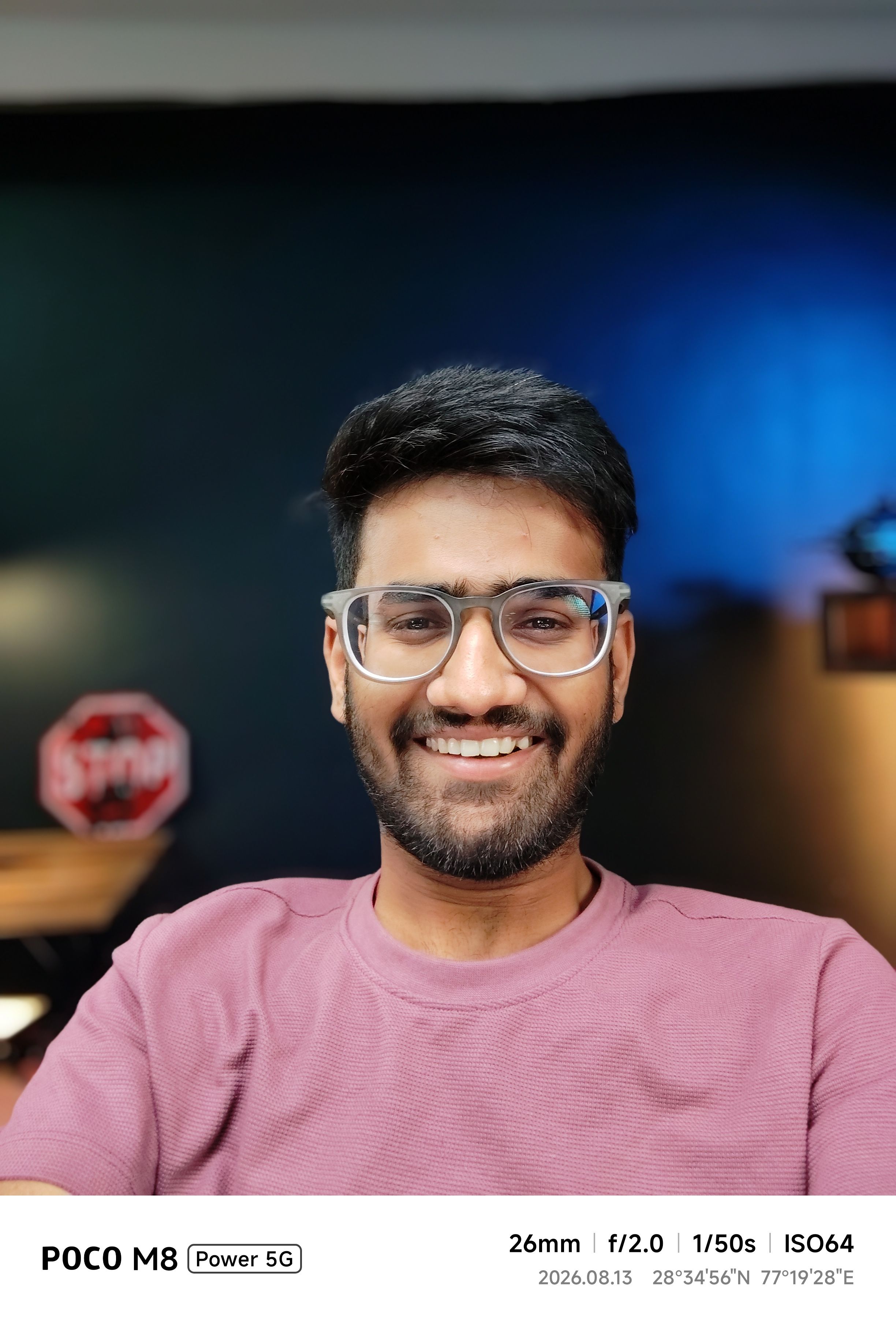 Poco M8 Power indoors 26mm selfie Poco M8 Power indoors 26mm selfie