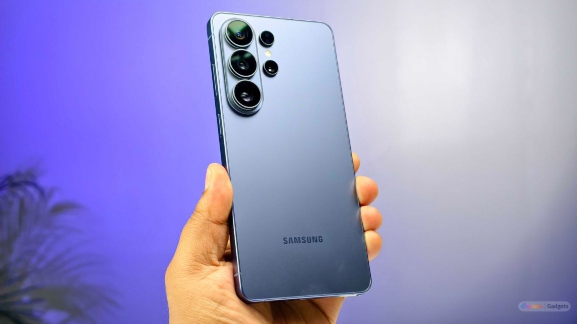 Samsung Galaxy S26 Ultra from the back