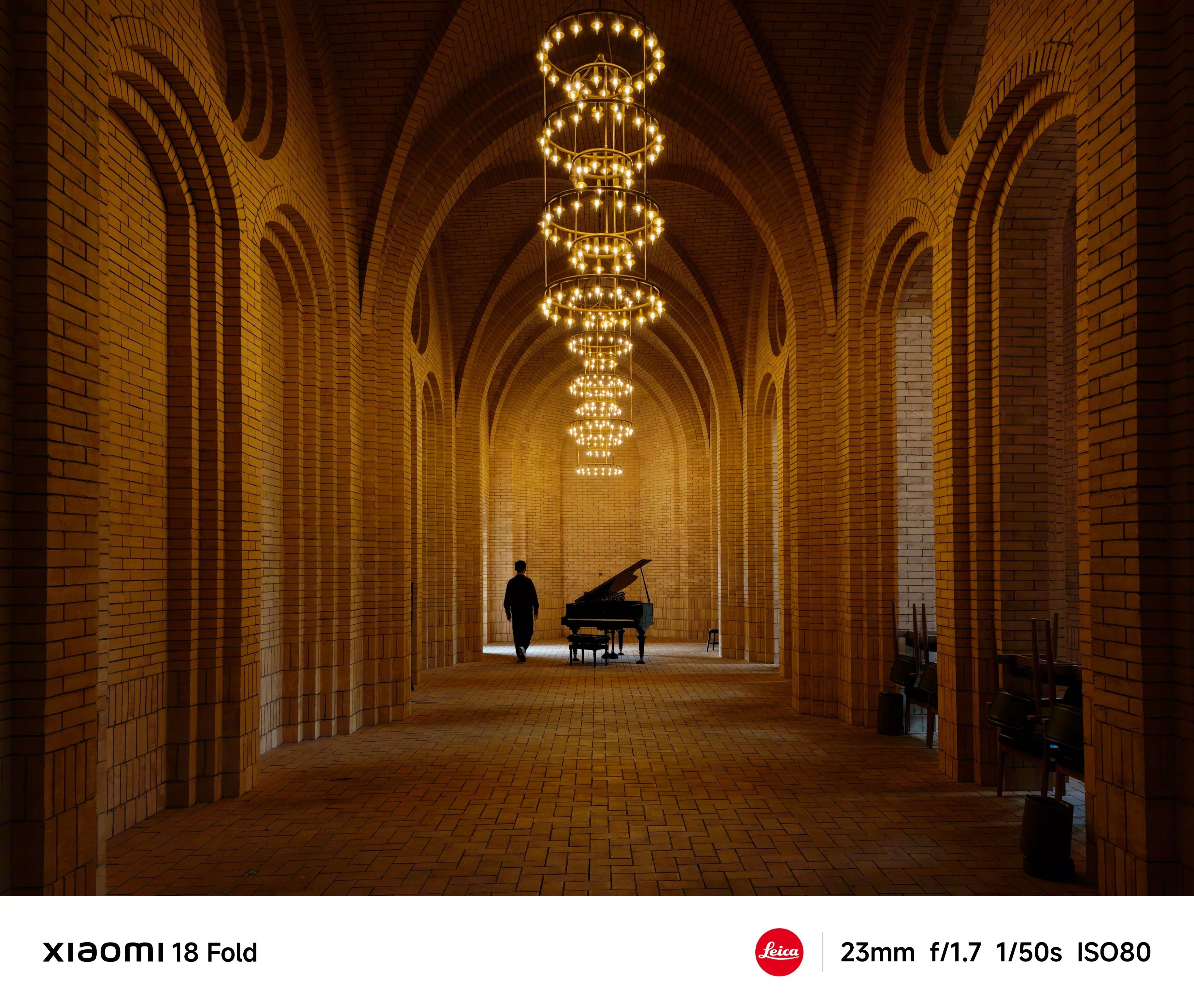Xiaomi 18 Fold Promotional Camera Sample 3