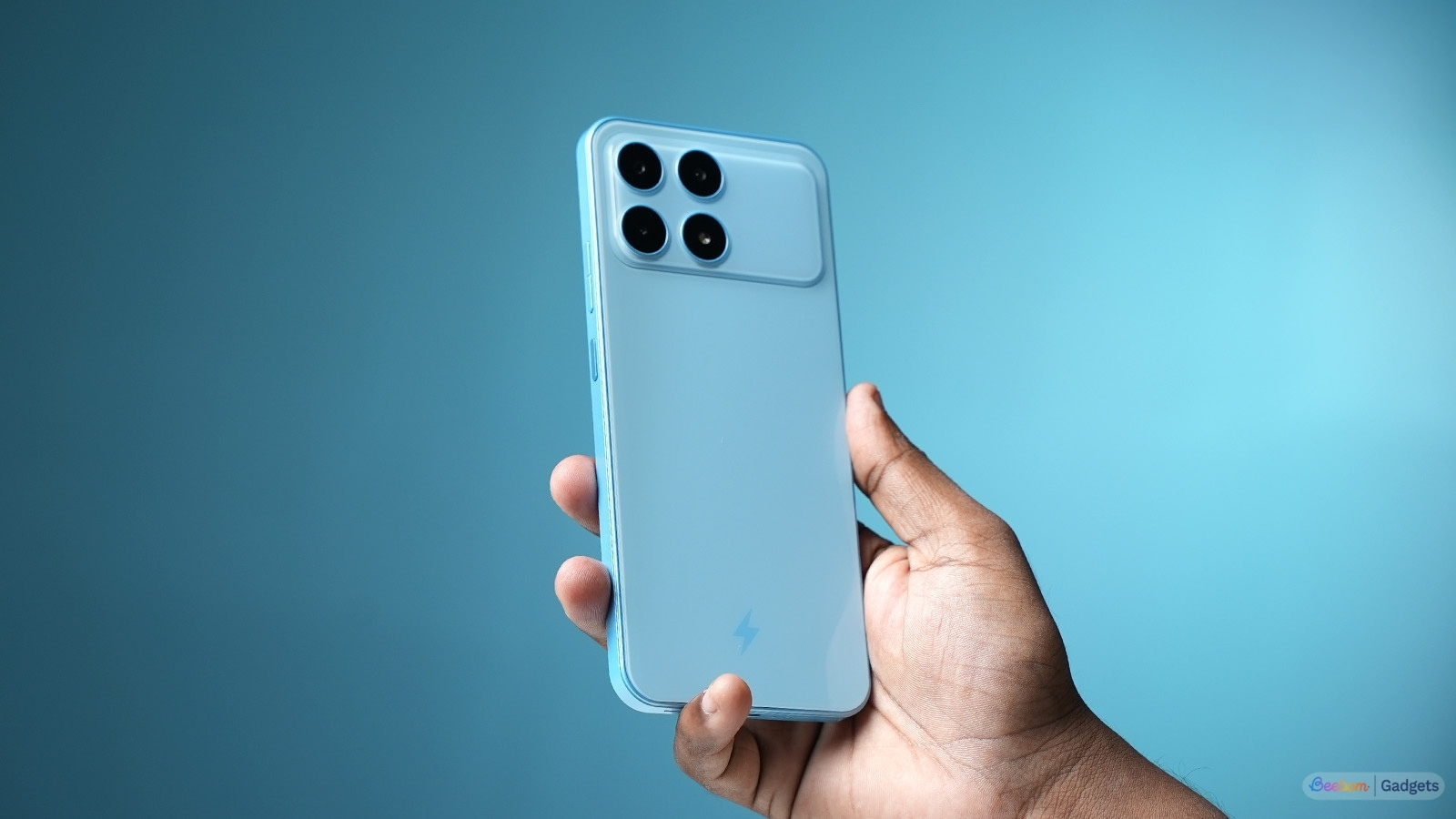 Boltt Ace 5G Sky Blue back design showcased