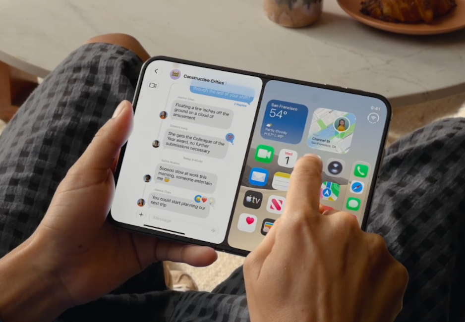 iPhone Duo multitasking