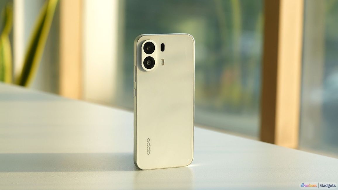 Oppo K14 Plus 5G back design against a backdrop