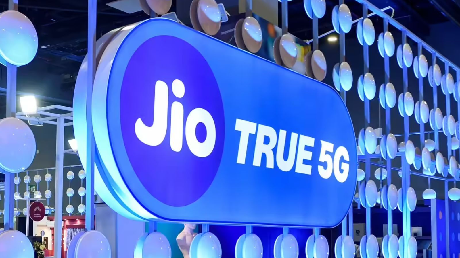 Jio True 5G billboard Jio True 5G billboard