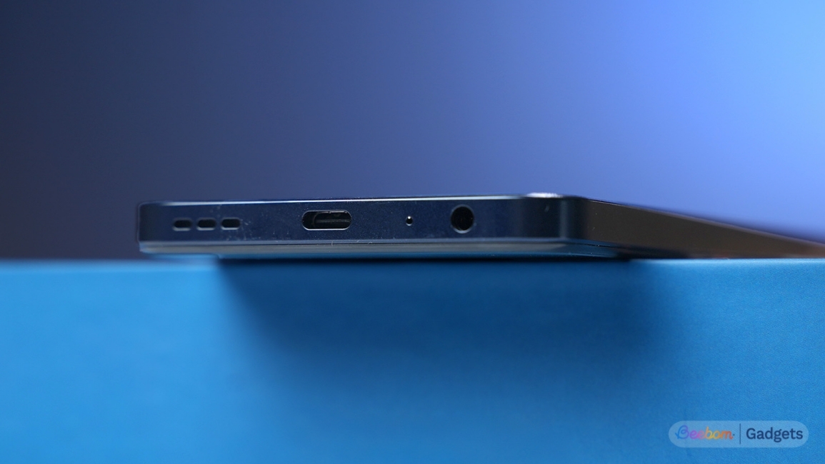 Lava Virat V1 Pro 5G design from the bottom