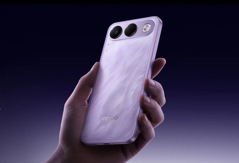 Oppo K15s in purple colourway from the back