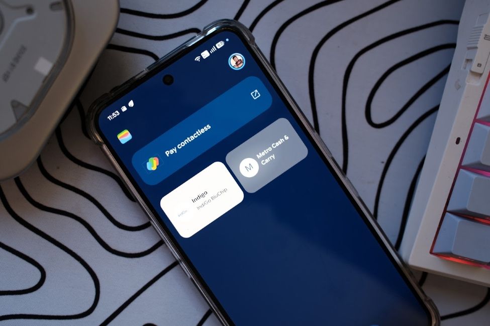Google Wallet with GPay shortcut to pay contactless