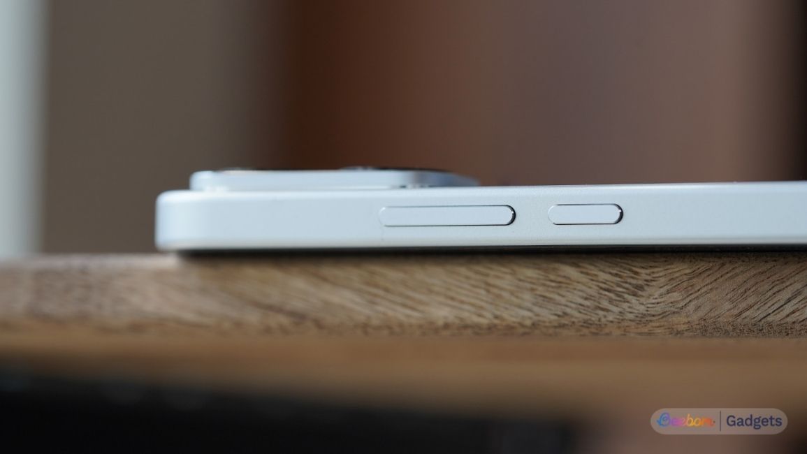 Poco X8 design from the sides