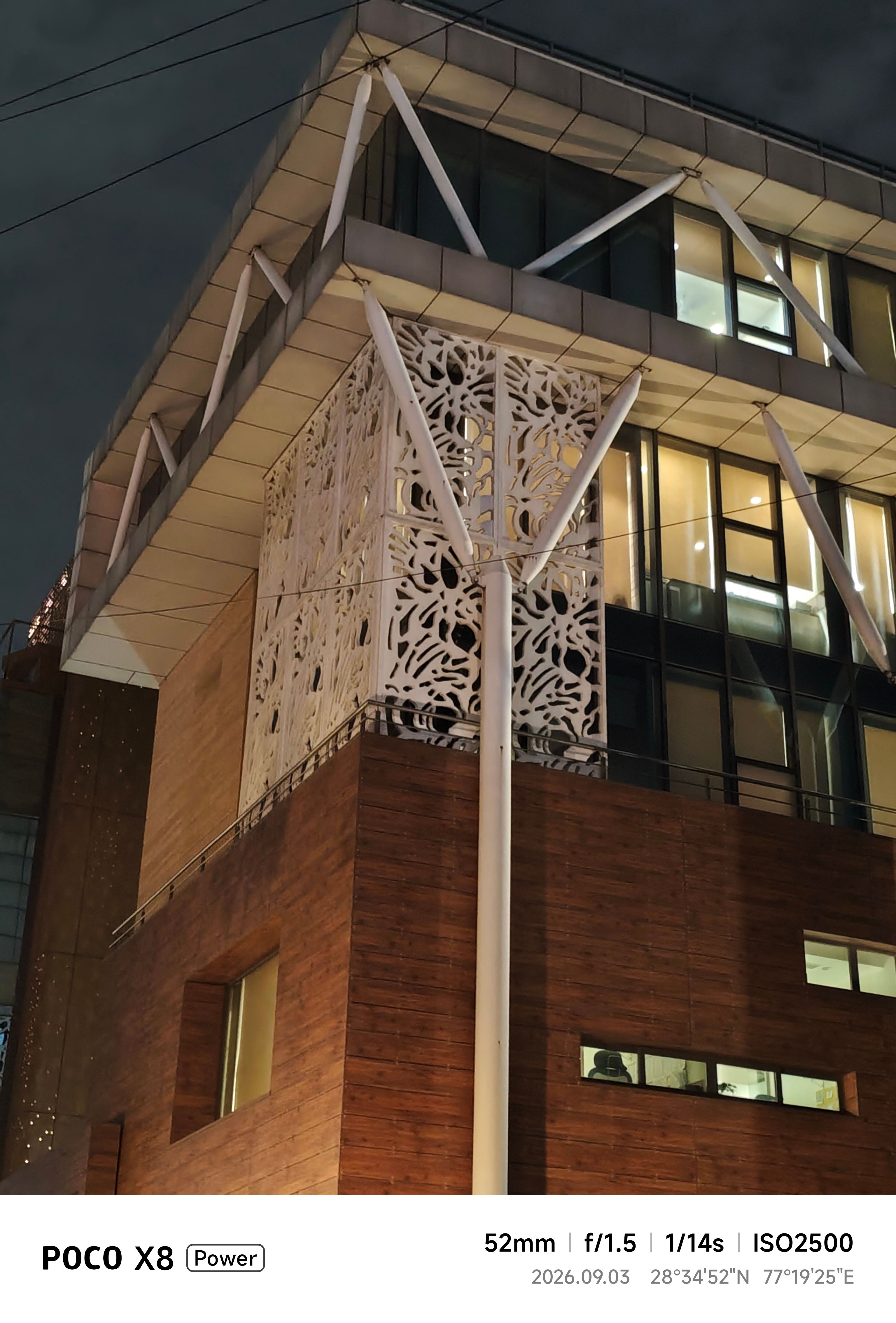 Poco X8 Power 52mm building shot at night