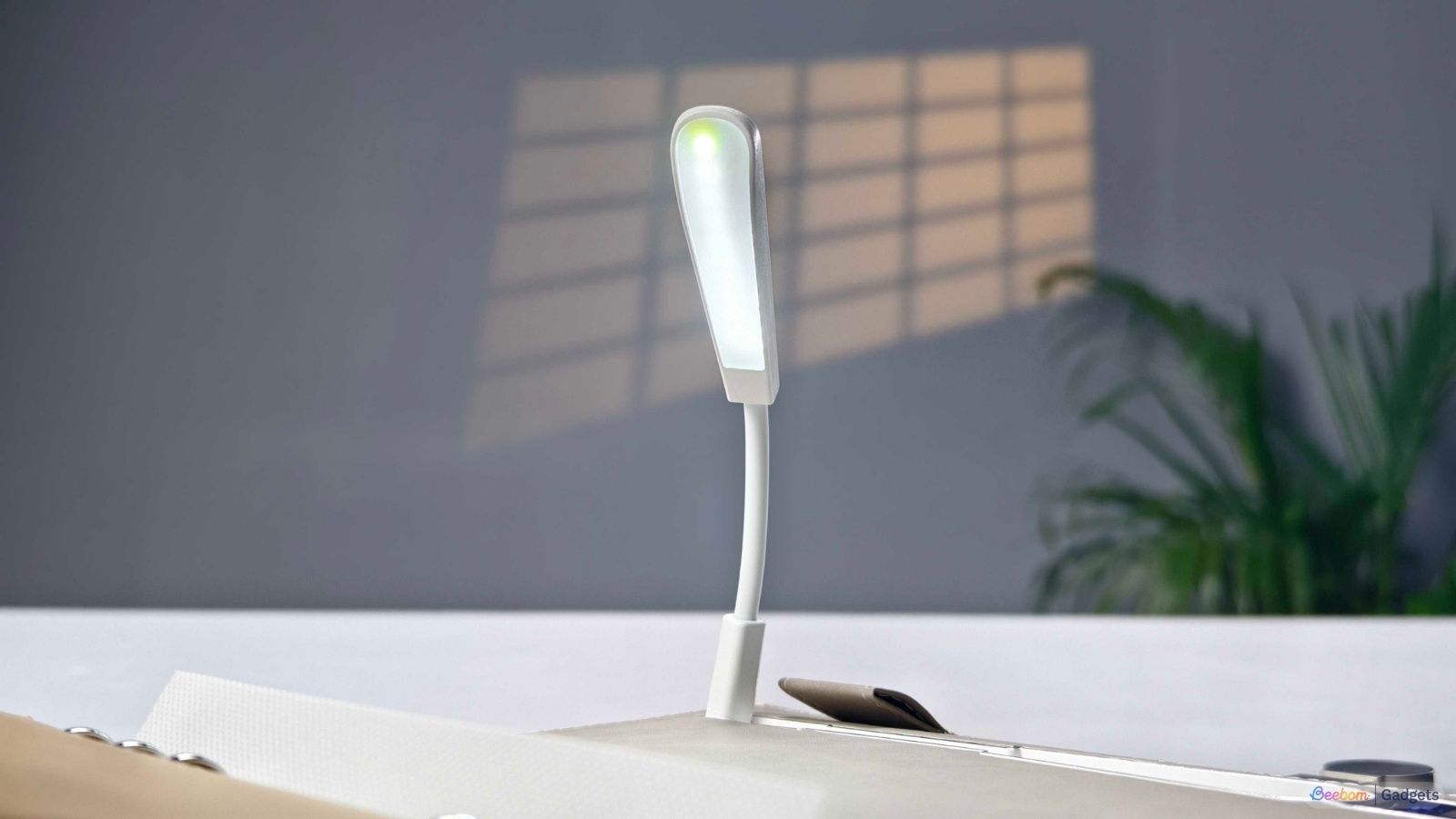 Smart Notebook bendable light
