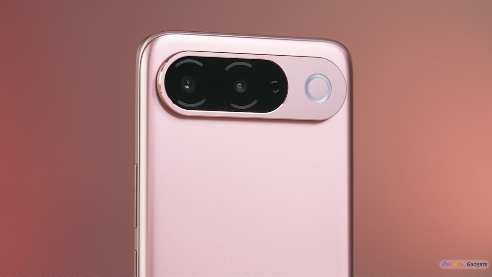 Vivo T5 5G camera module close up