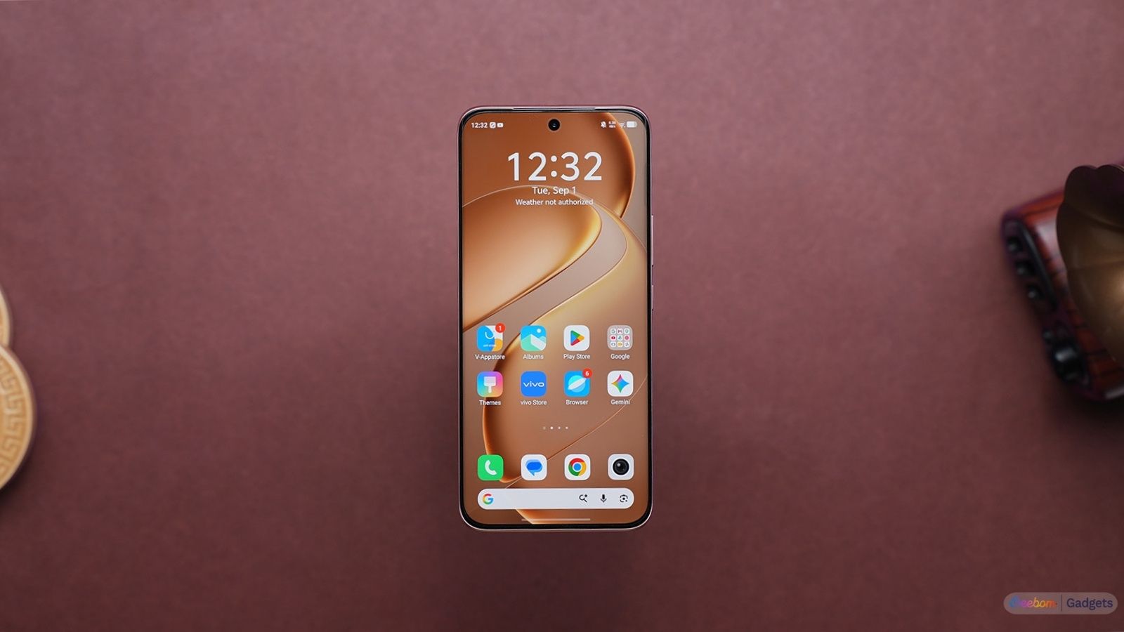 Vivo T5 5G display showcased in a top down shot