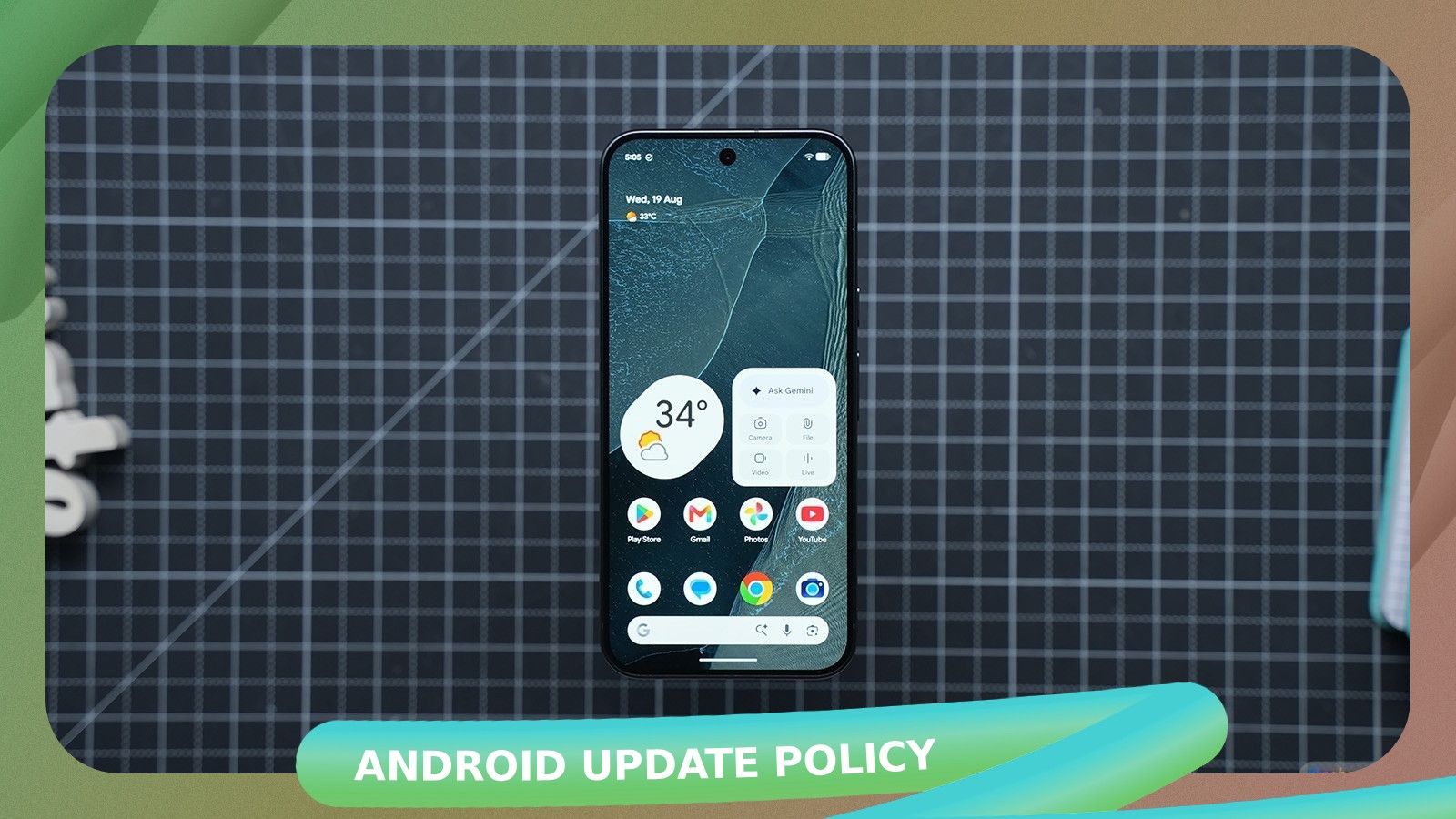 a featured image showing pixel home screen with gradient background