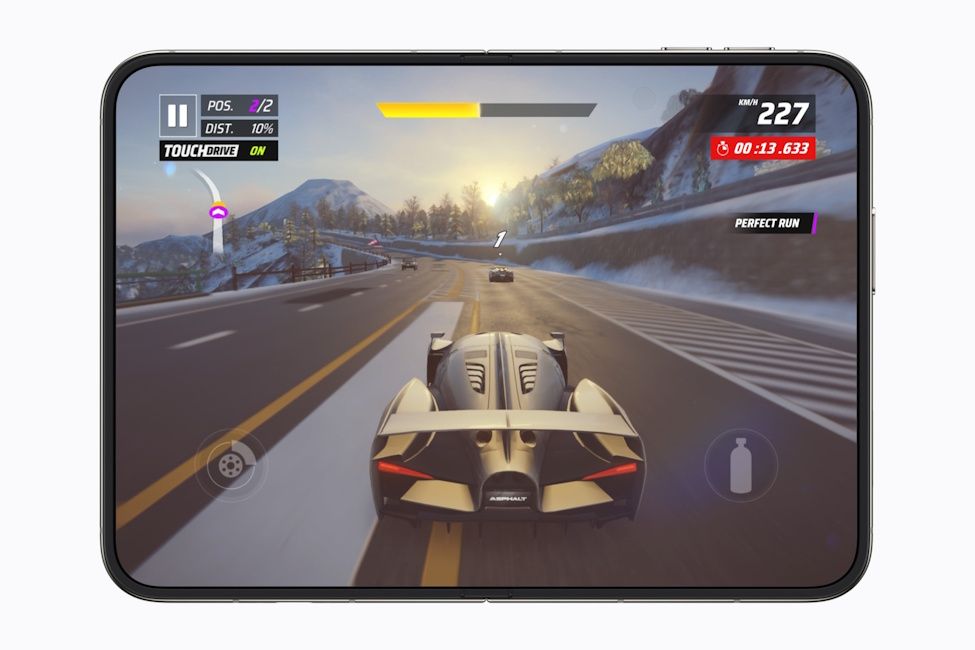 Asphalt Legends on iPhone Duo
