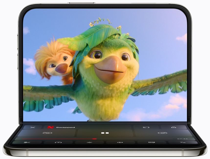 Netflix on iPhone Duo