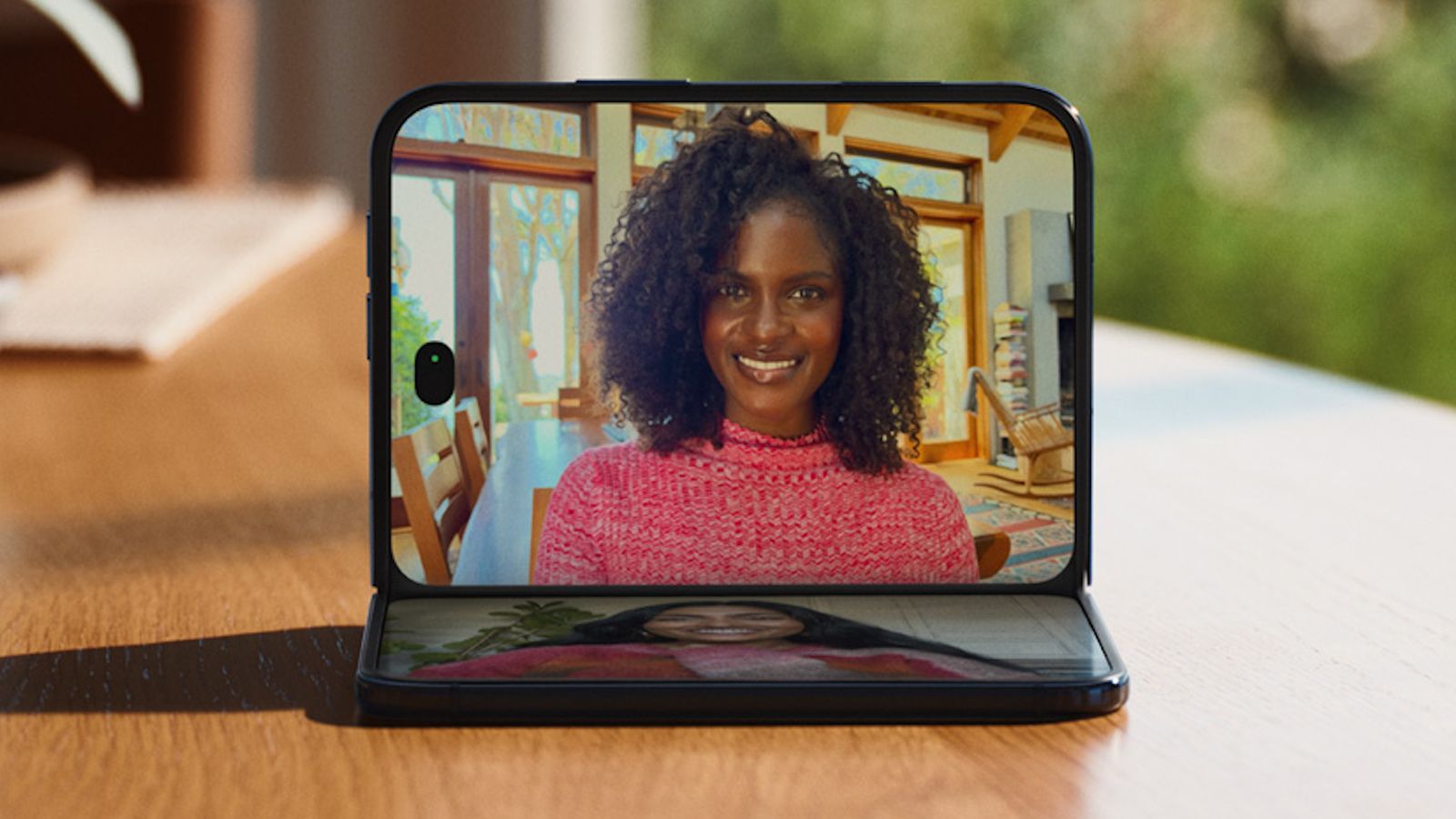 Apple iPhone Duo video call Apple iPhone Duo video call