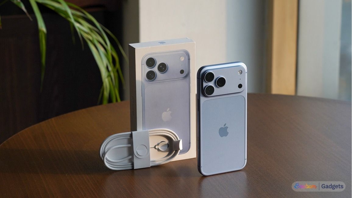 Box content shot of the iPhone 18 Pro Max