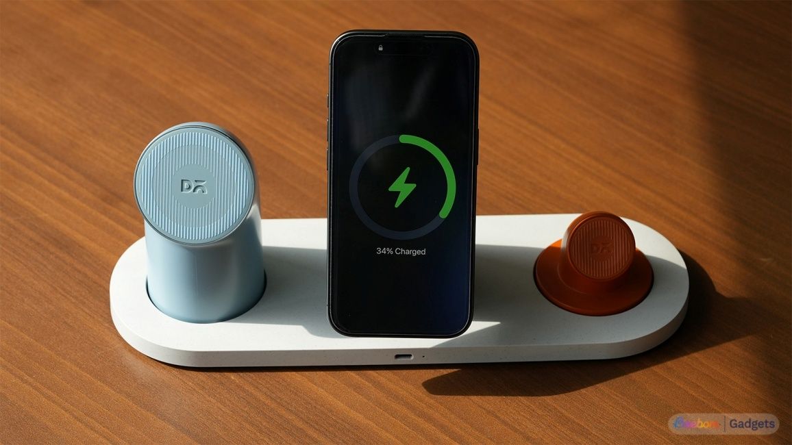Front view of DailyObjects Node 3-in-1 wireless charging dock charging a phone and Apple Watch Front view of DailyObjects Node 3-in-1 wireless charging dock charging a phone and Apple Watch