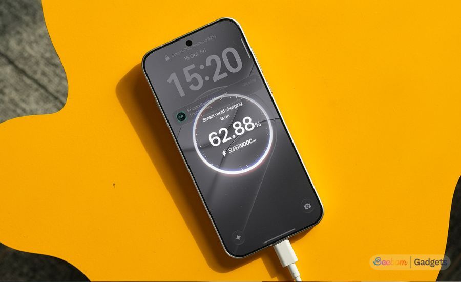 Oppo Find X10 Pro Max on the table charging Oppo Find X10 Pro Max on the table charging