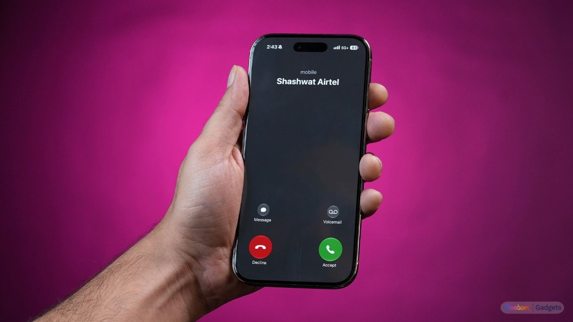 Full screen incoming call alert on iPhone Full screen incoming call alert on iPhone