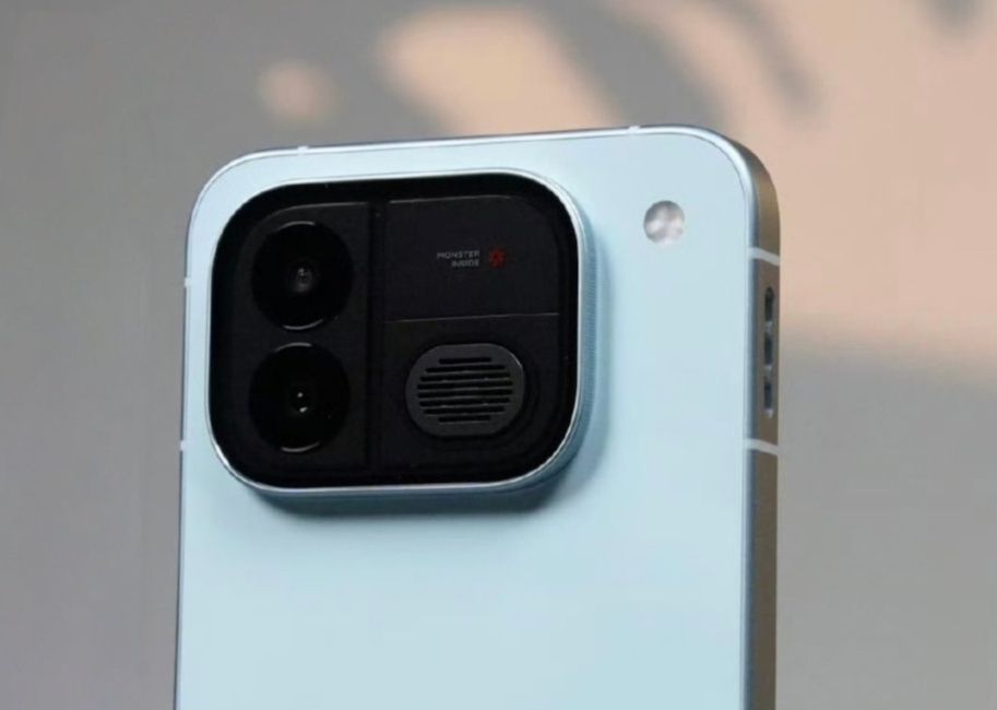 Alleged iQOO Neo 12 live image leak revealing its design and built-in cooling fan and vents Alleged iQOO Neo 12 live image leak revealing its design and built-in cooling fan and vents