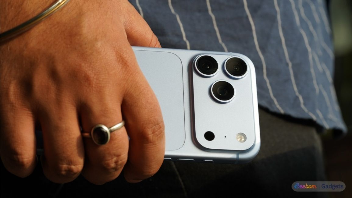 iPhone 18 Pro Max hands-on shot