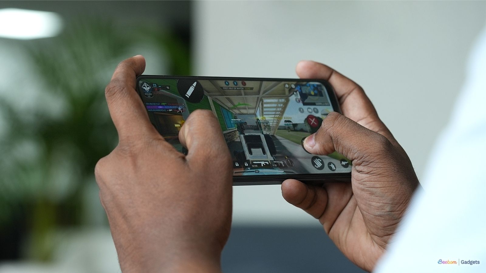 Mivi One gaming shot Mivi One gaming shot