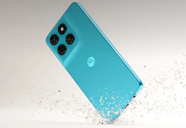 Moto g47 Power with dust around Moto g47 Power with dust around