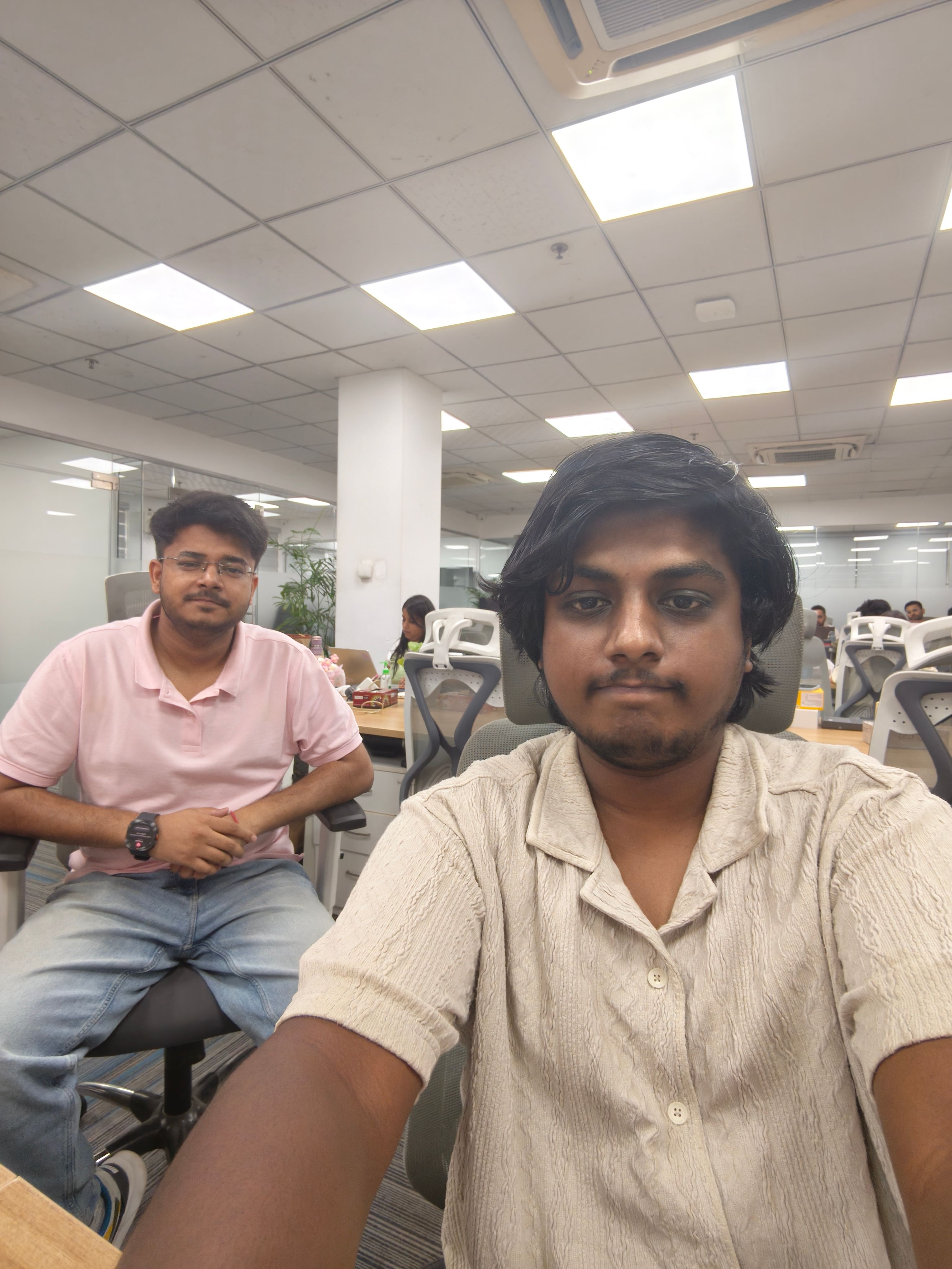 Oppo F35 Pro ultrawide selfie camera