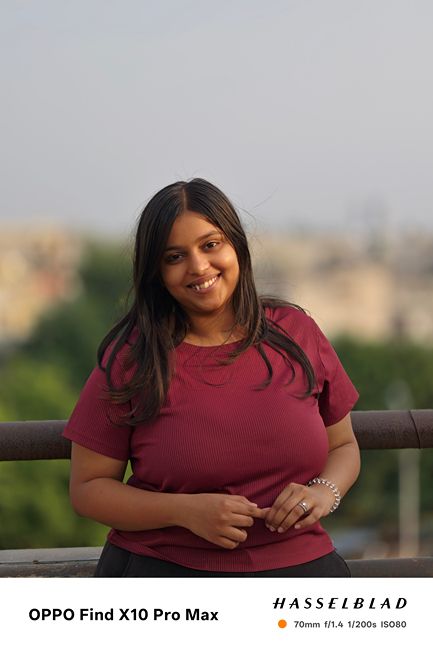 Oppo Find X10 Pro Max rear camera portrait of a woman wearing red t shirt Oppo Find X10 Pro Max rear camera portrait of a woman wearing red t shirt