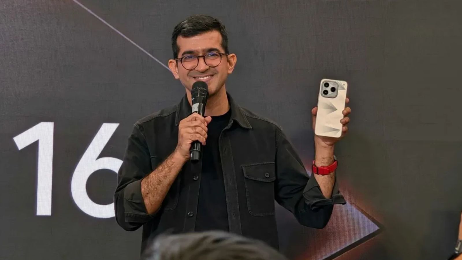 iQOO 16 India Launch Date Tipped for Mid-December iQOO 16 India Launch Date Tipped for Mid-December