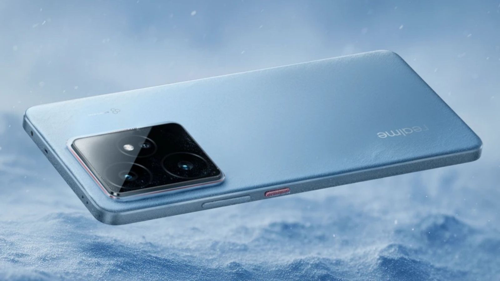 Realme GT 7 in Blue colourway