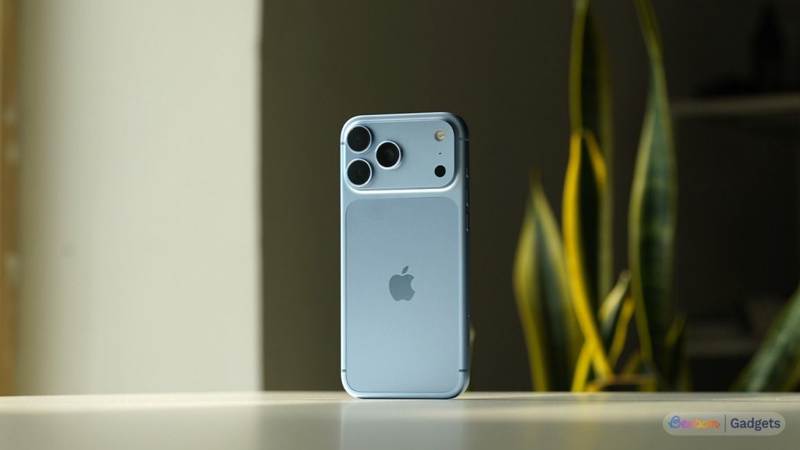 shot of the iPhone 18 Pro Max design from the back