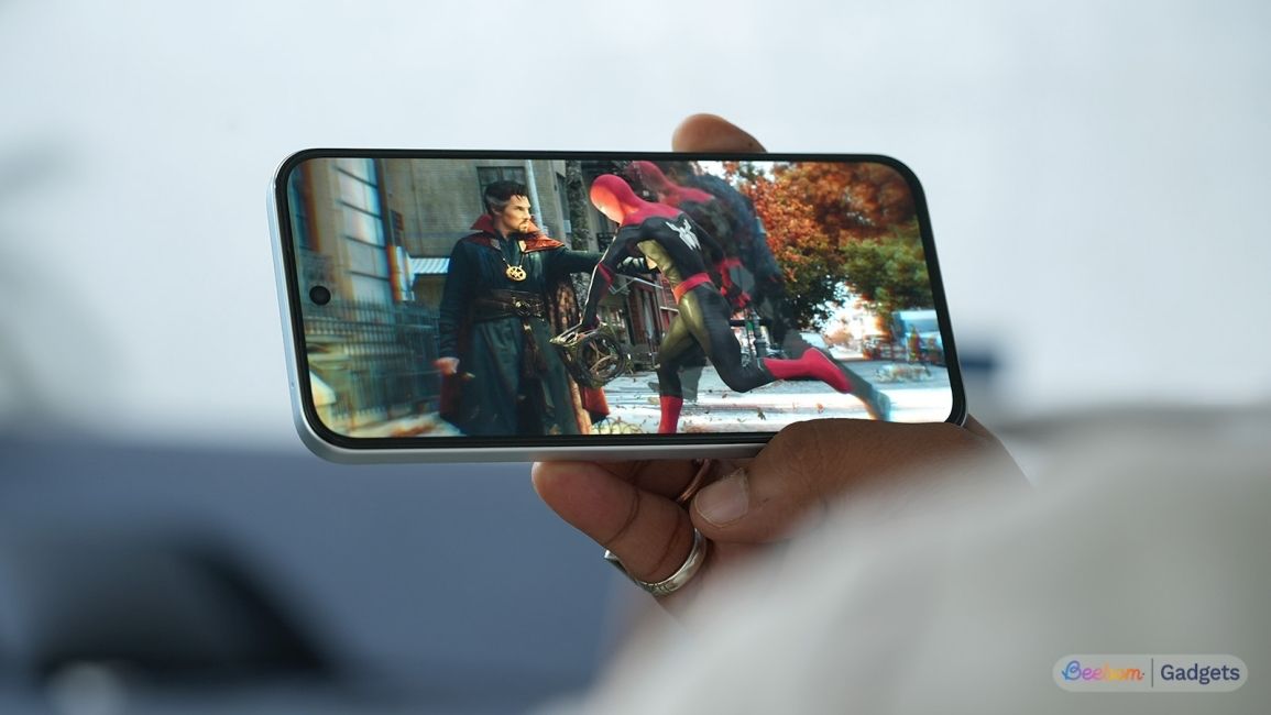 Watching content on the Oppo F35