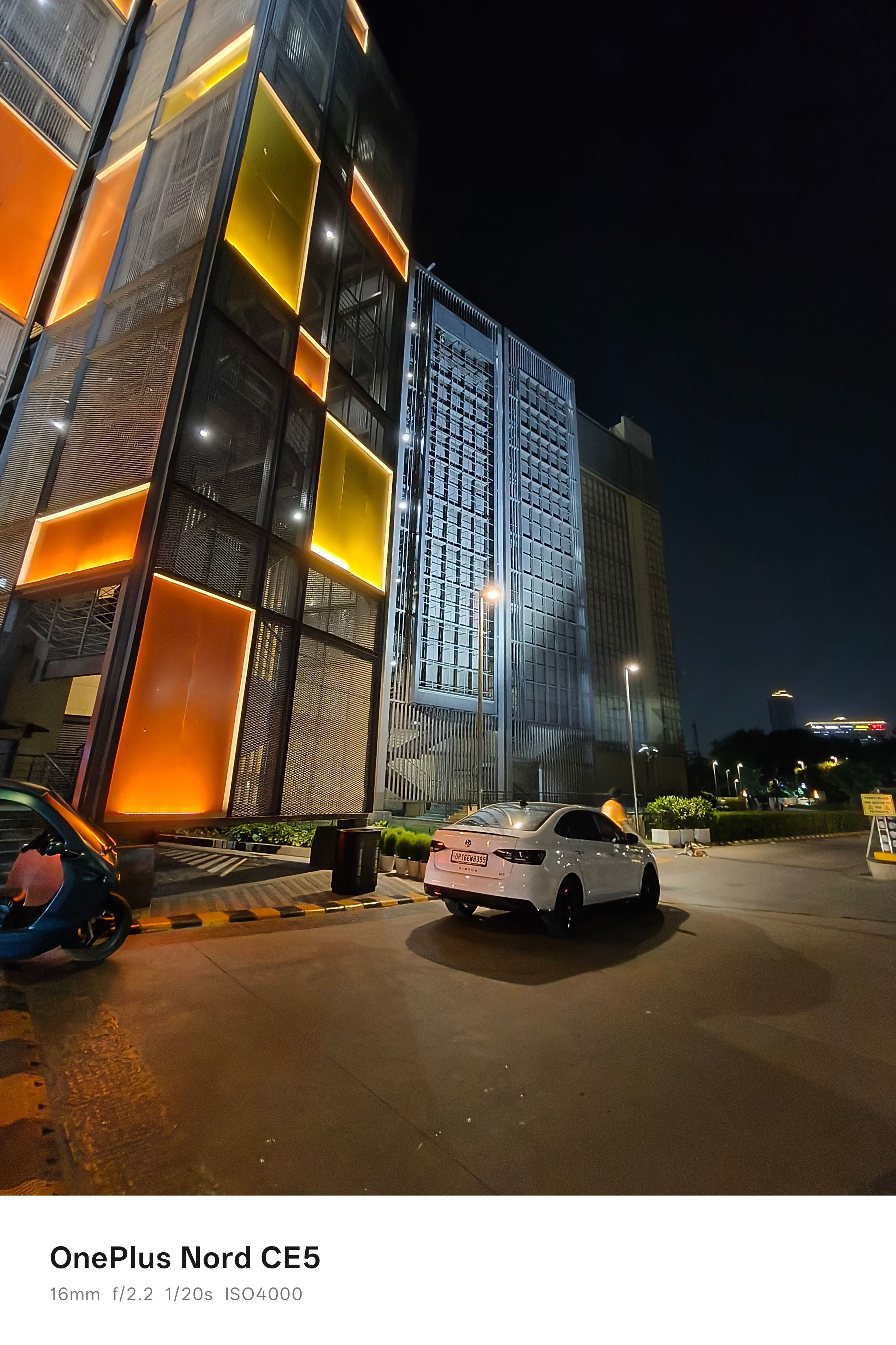 Ultra Wide Night 