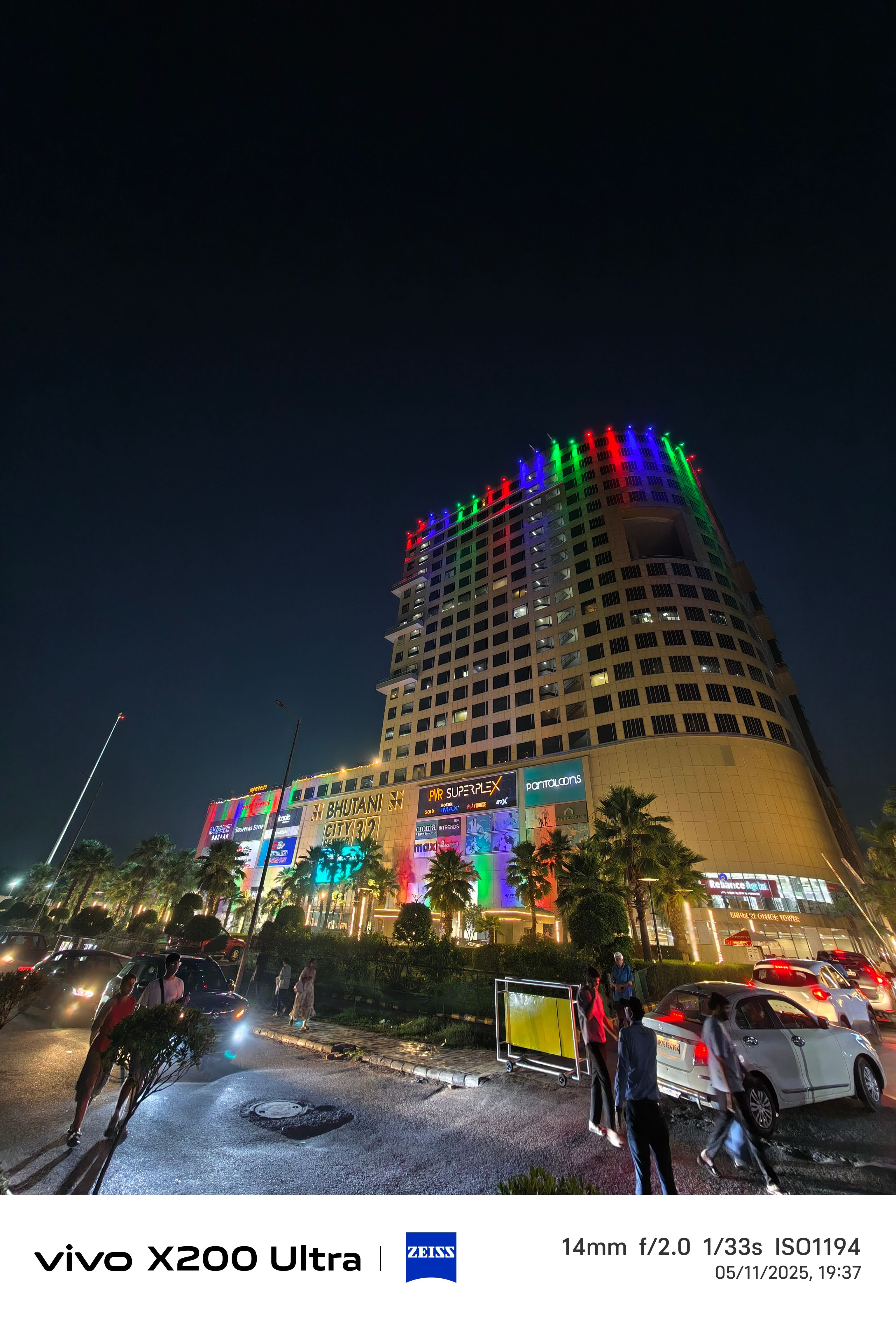 Ultra Wide Night